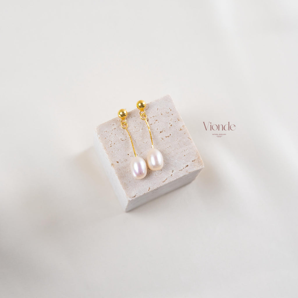 Silver Pearl Drop Earrings