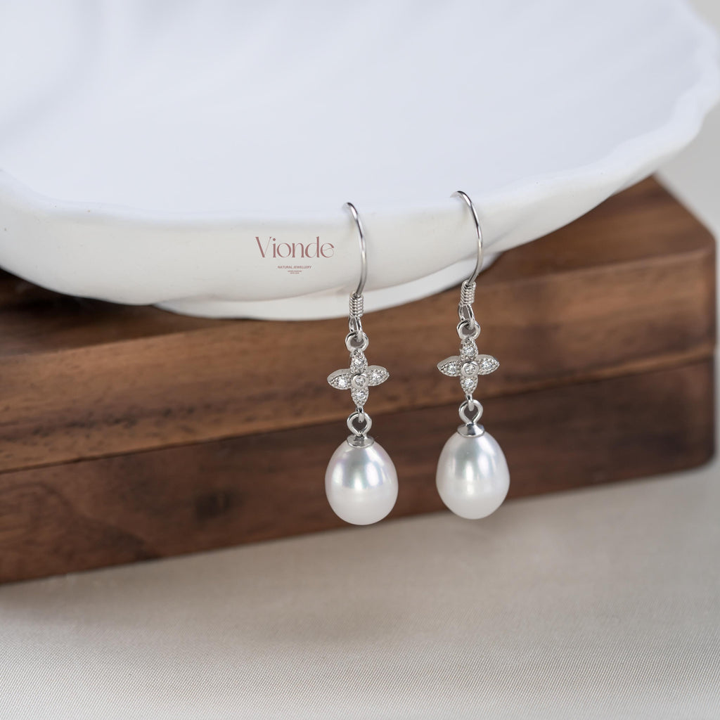 Silver Alyssum Earrings